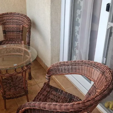 Апартаменты La Mare Нэводари